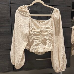 NWT Promesa Floral Jaquard Long Sleeve Top